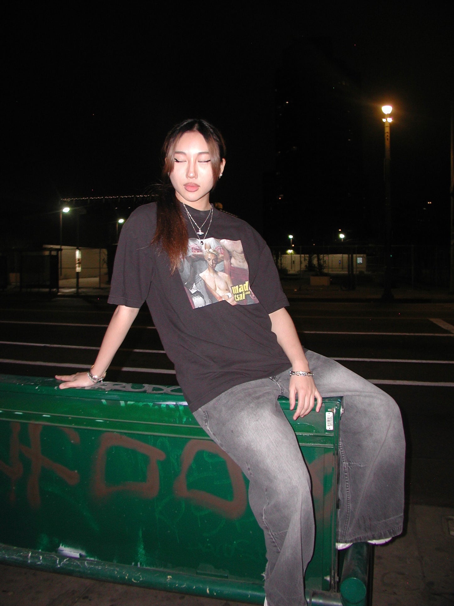 madtsai.com Black Tee